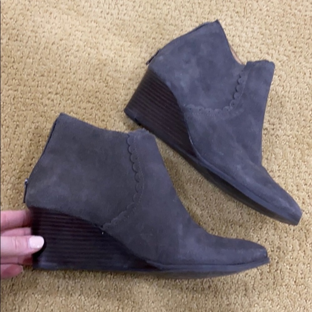 Jack Rogers grey suede booties Sz 9